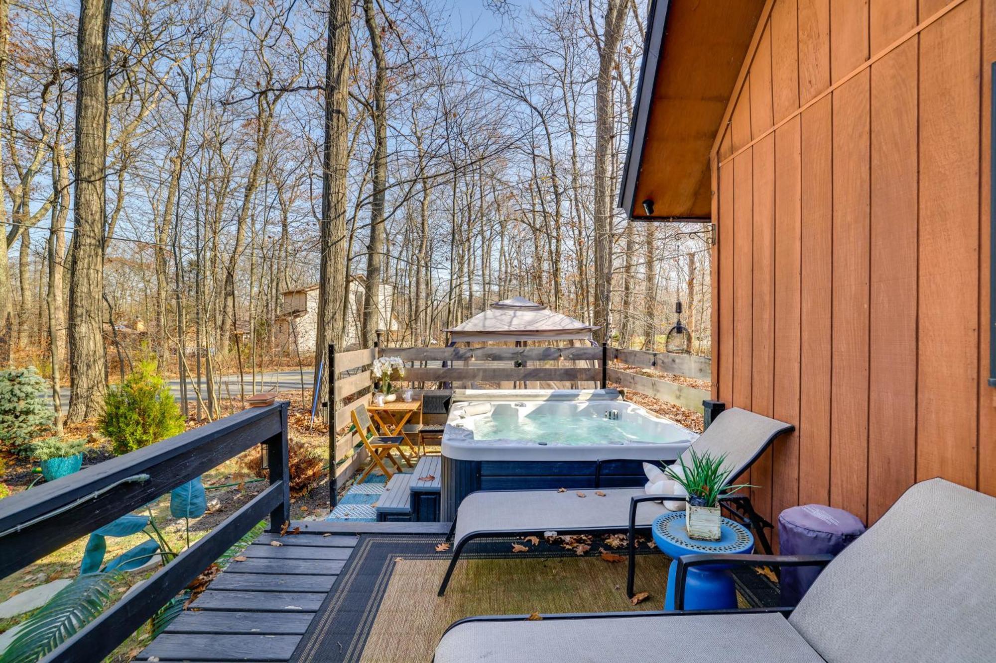 Holiday home Pocono Family Game And Hot Tub Tobyhanna