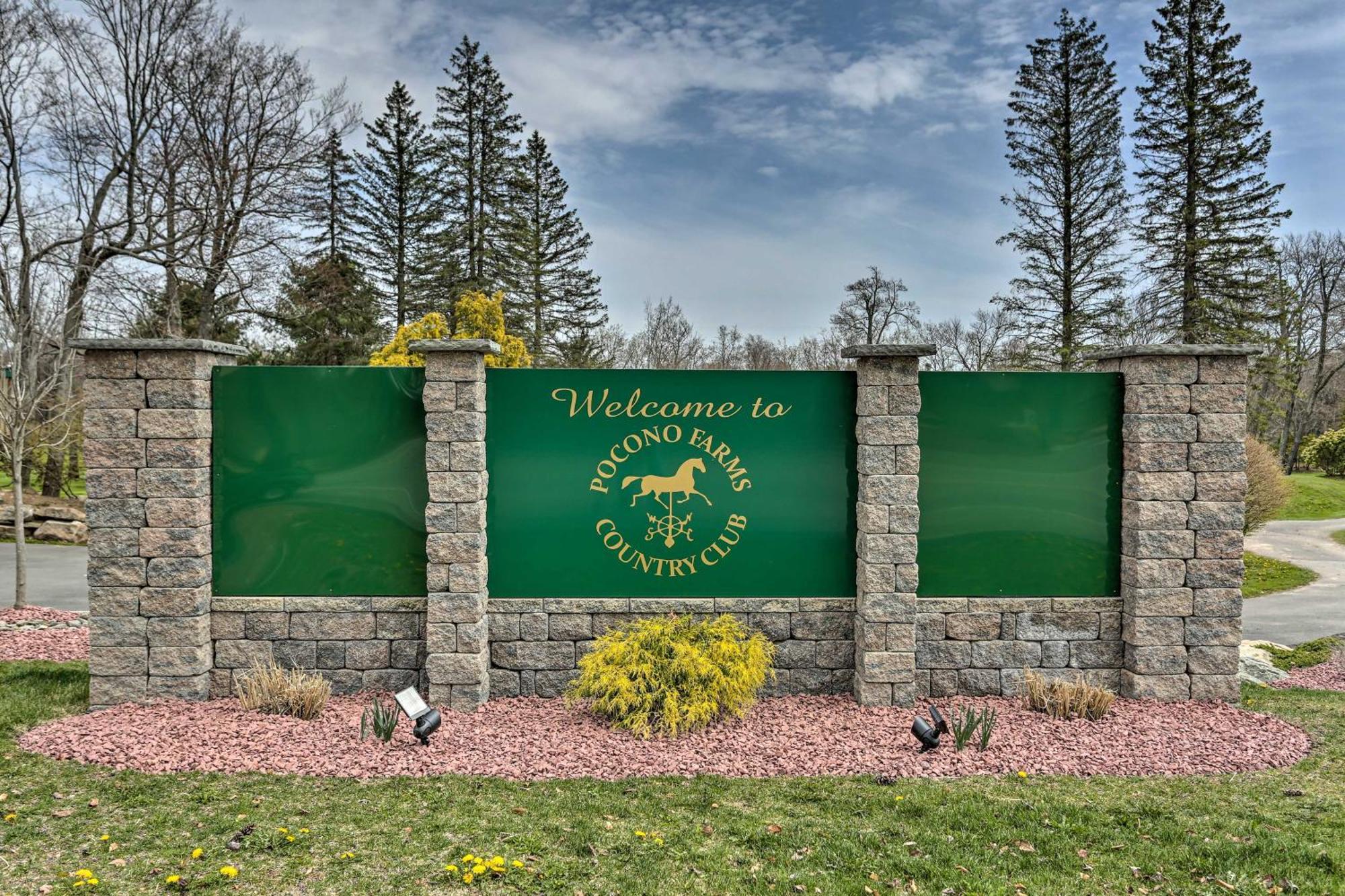 Pocono Family Game And Hot Tub Holiday home Tobyhanna
