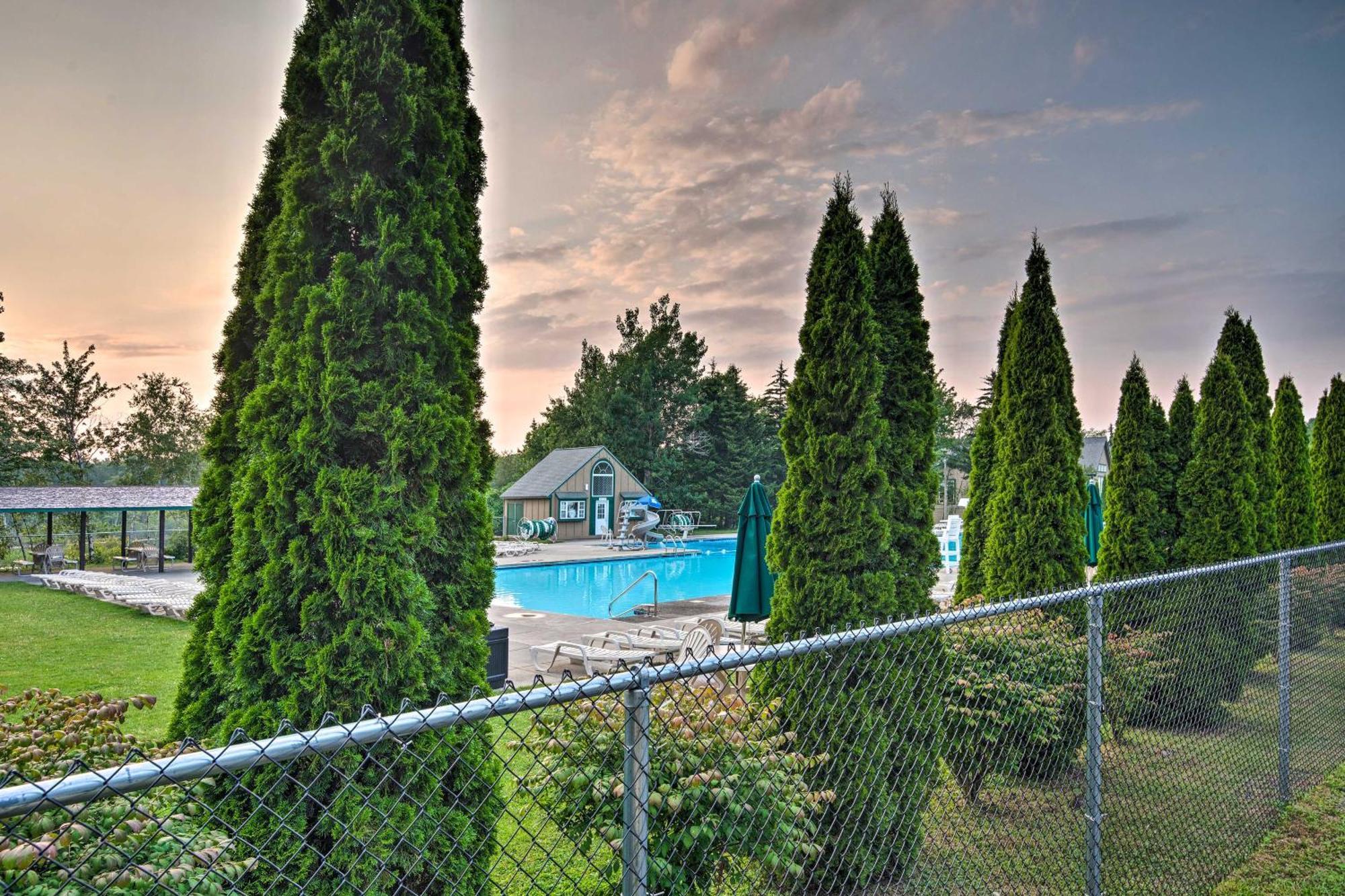 Holiday home Pocono Family Game And Hot Tub